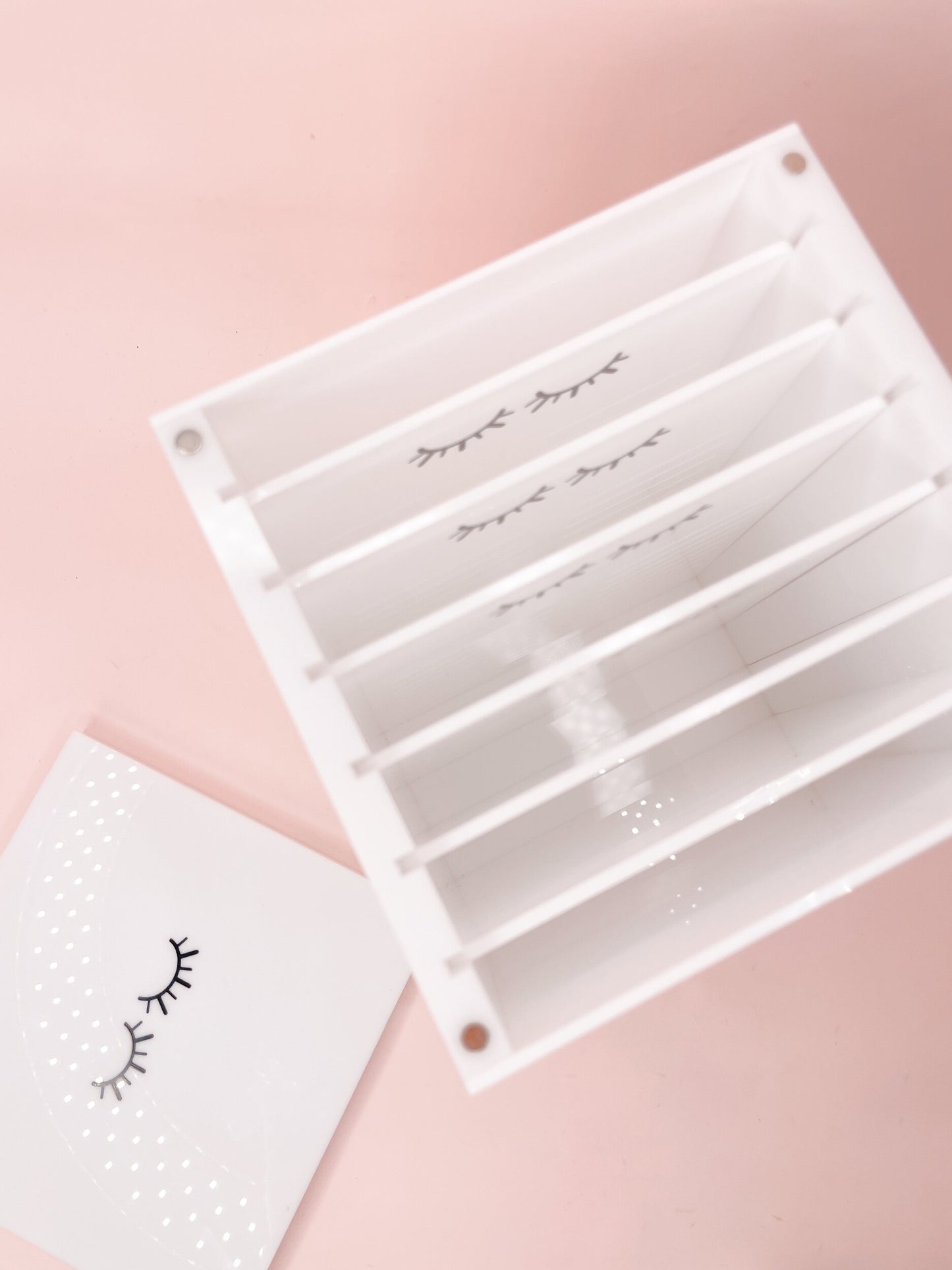 the BIGGIE 6 tile organizer