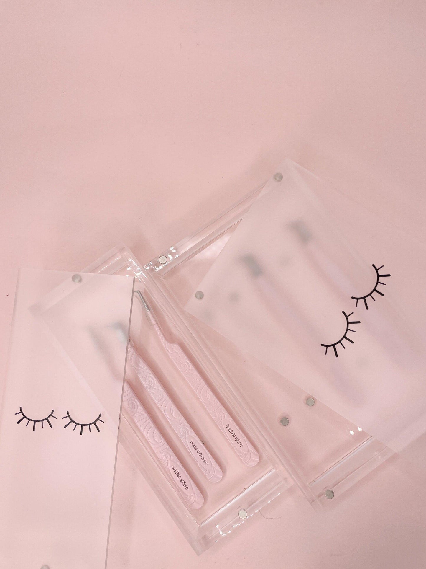 magnetic acrylic tweezer case