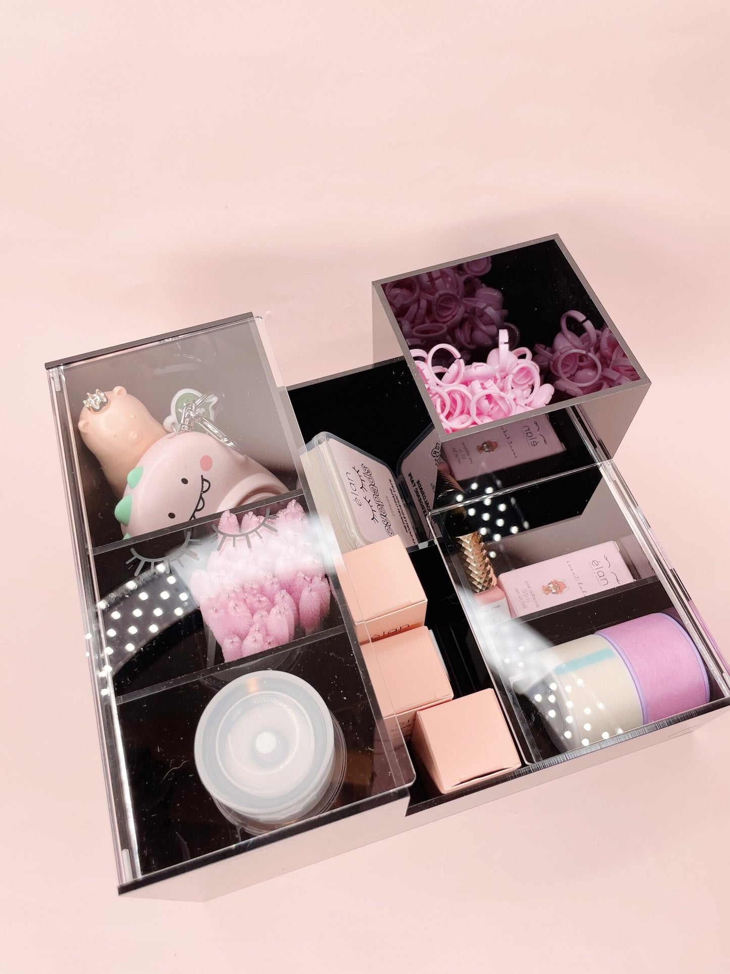 shuper cute lash organizer
