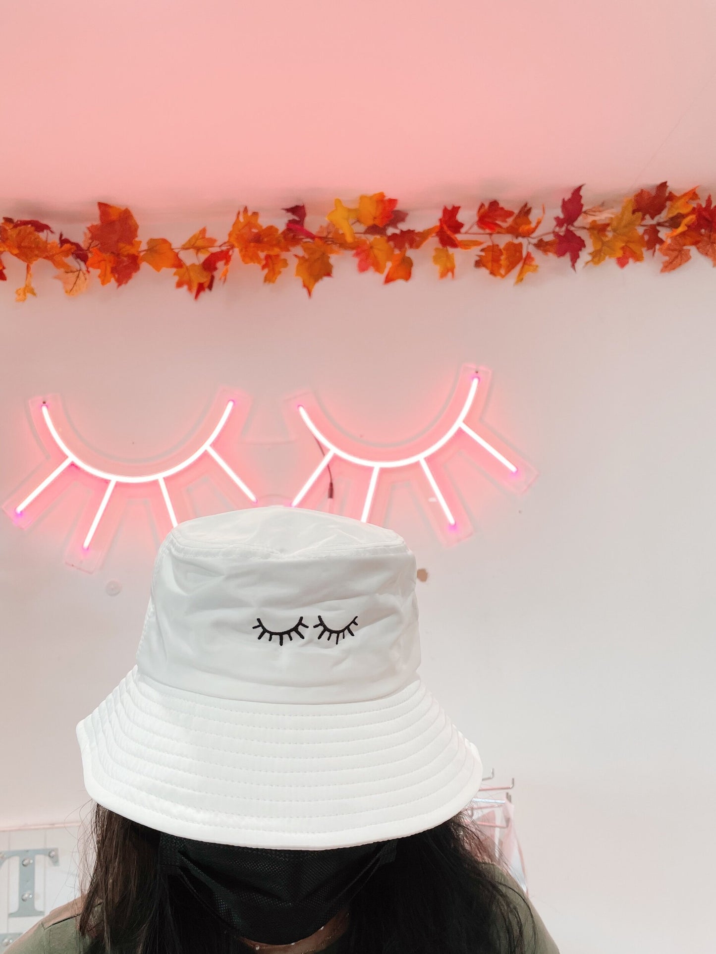 lash NYLON bucket hat