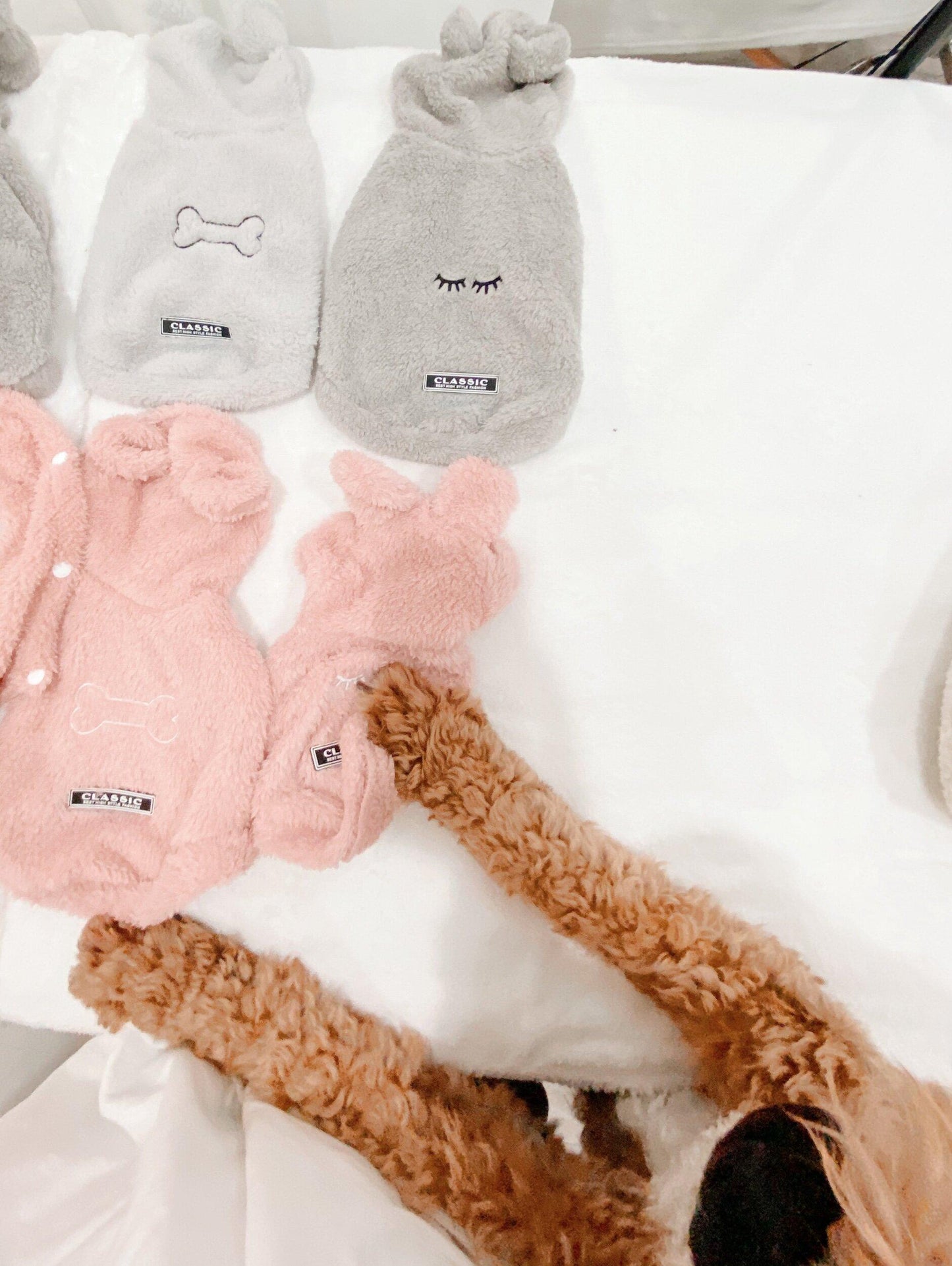 PET fluffy embroidered hoodies