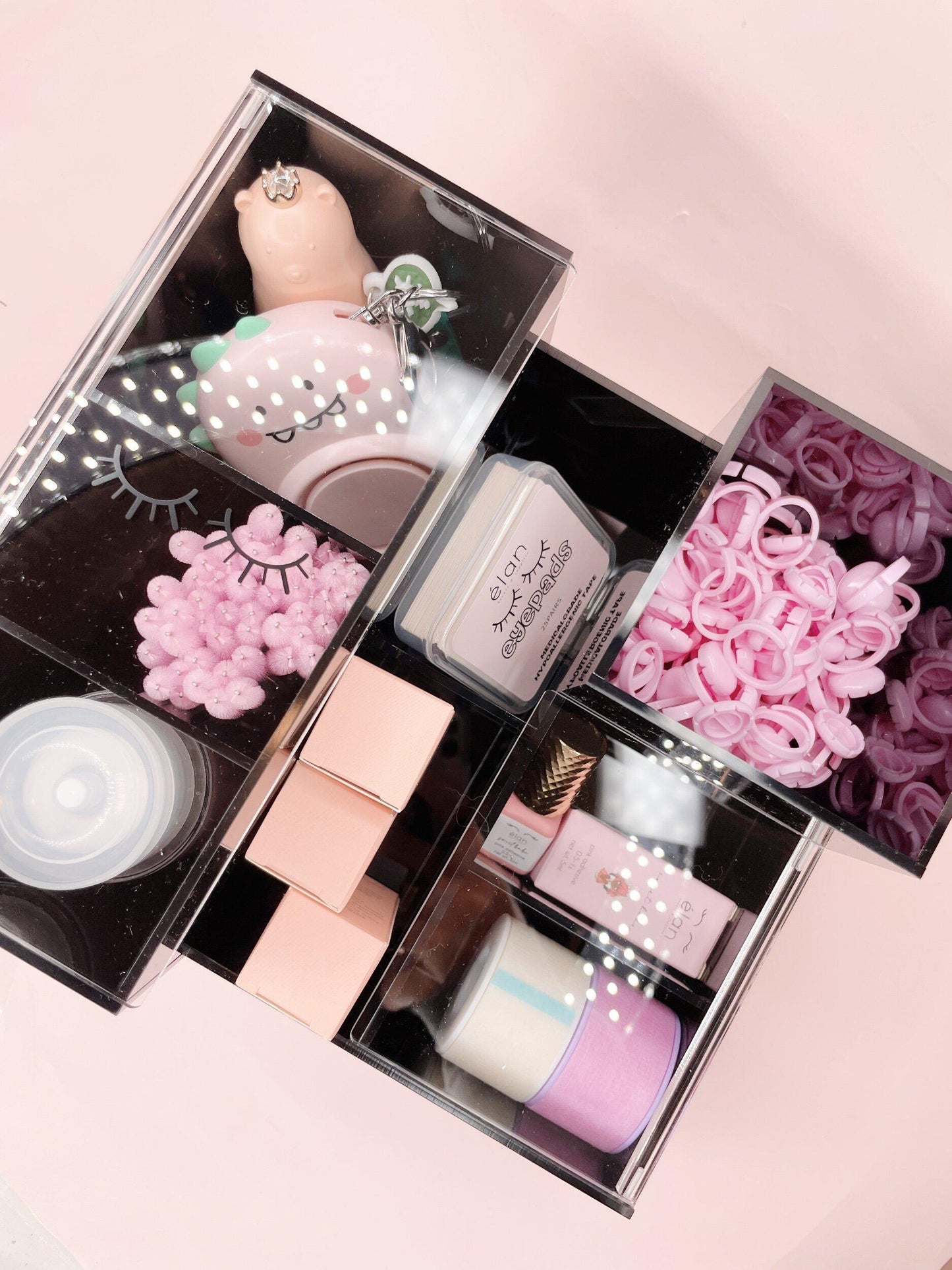 shuper cute lash organizer