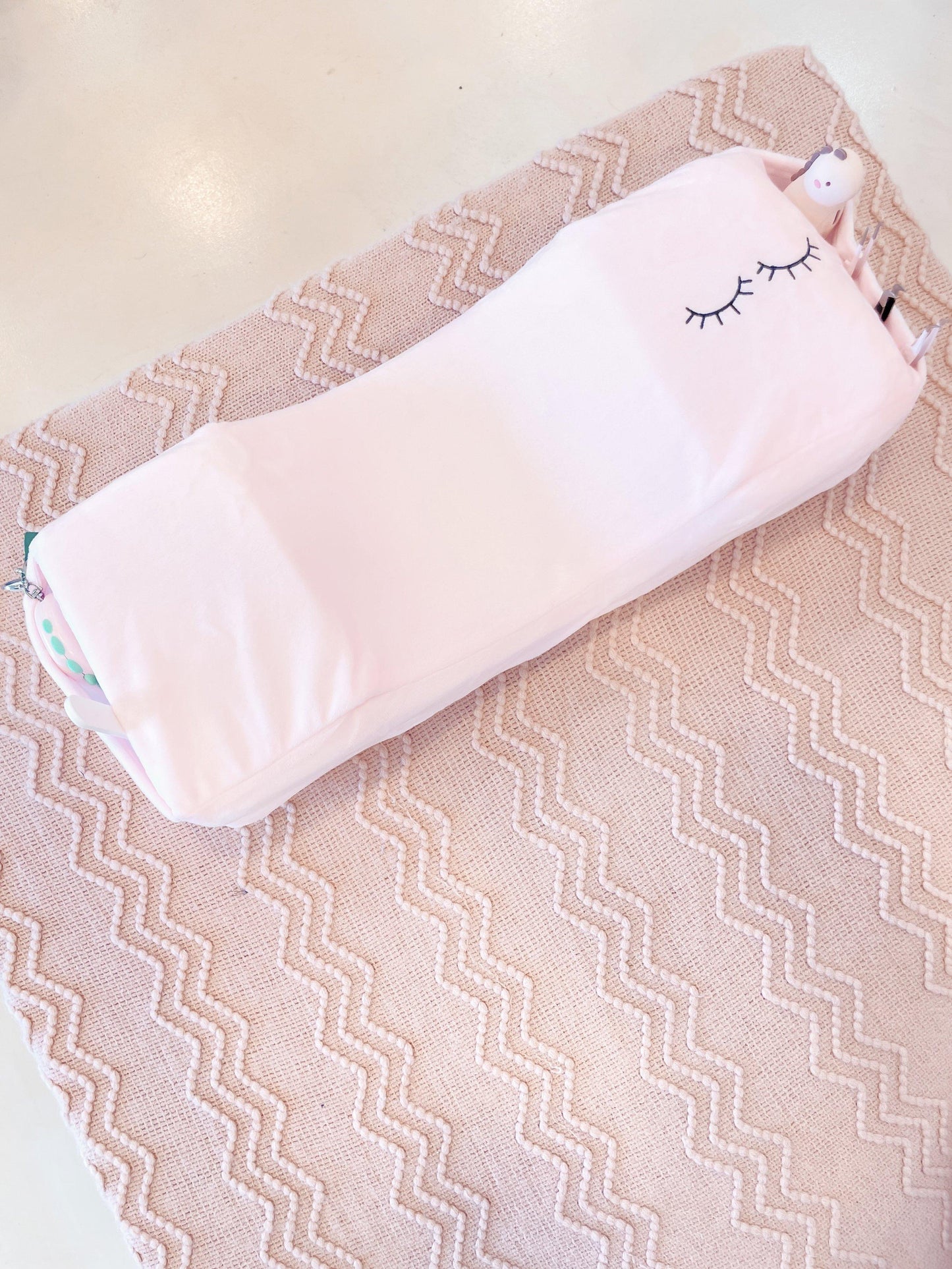 lil CUTIE memory foam lash pillow