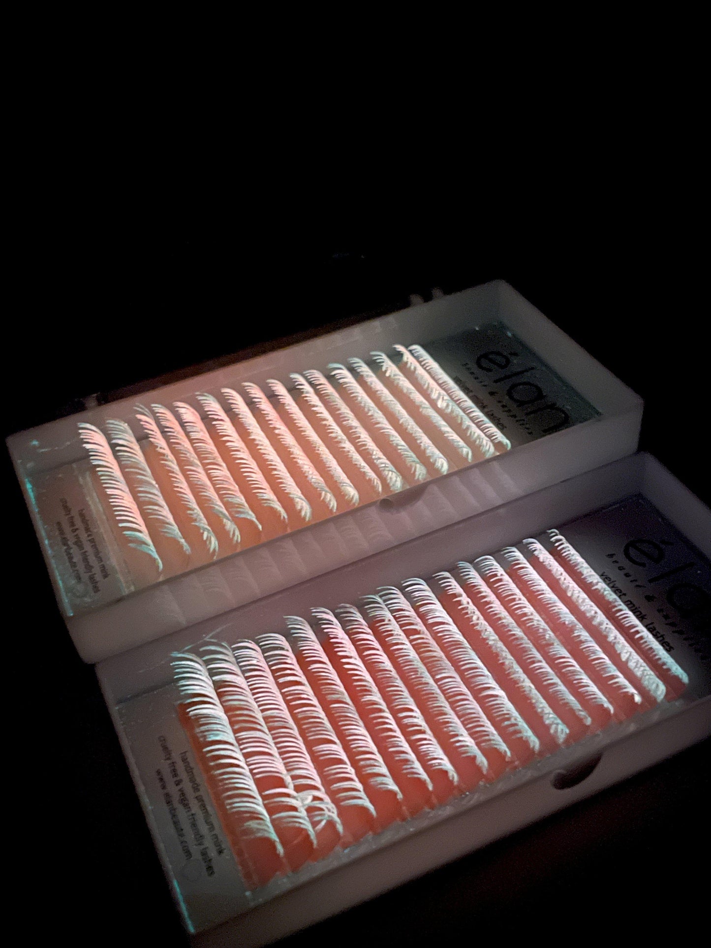 GLOW 0.10 velvet mink lashes