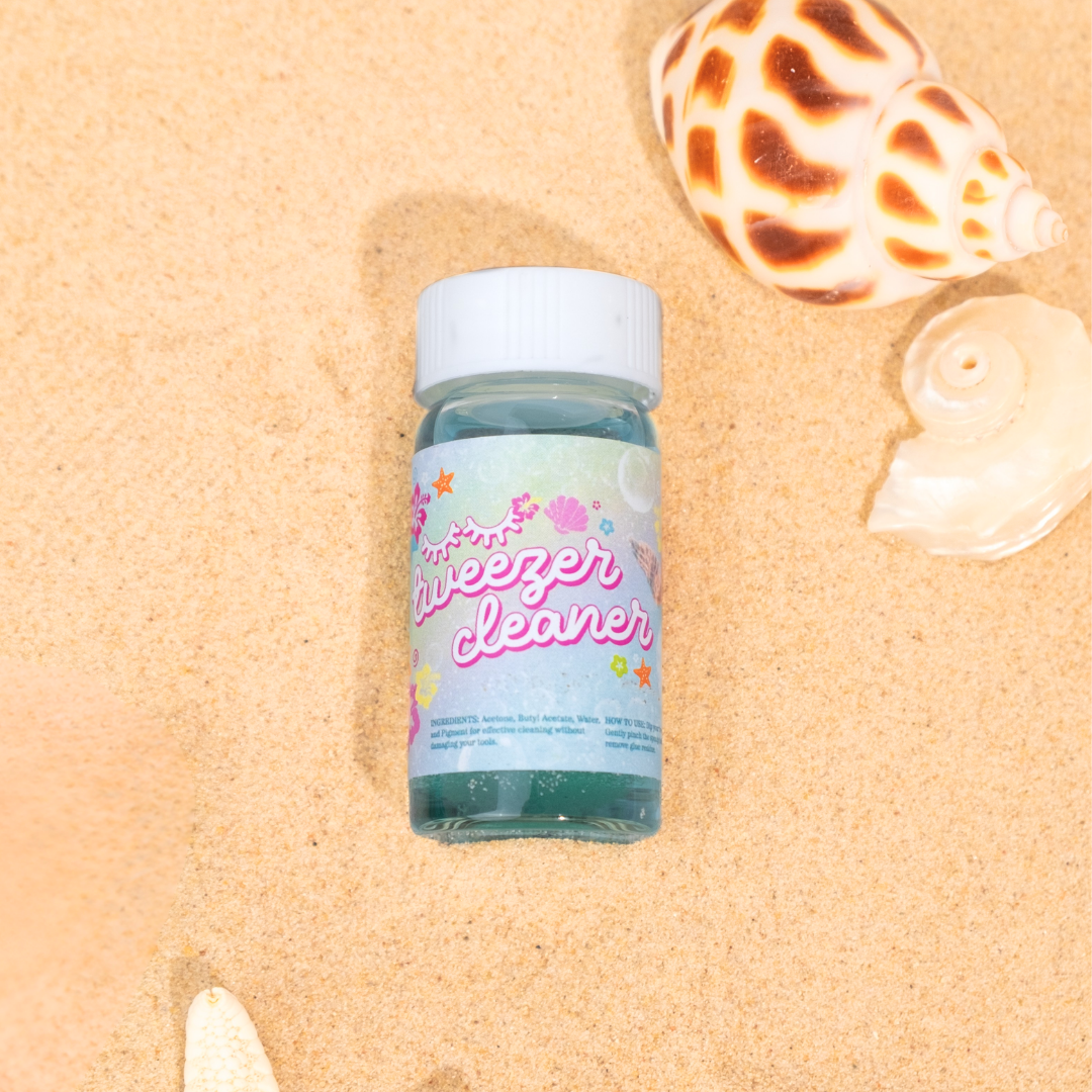 BEAUTÉ NÉCESSAIRE artist essentials *JULY*