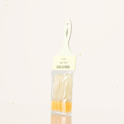 mascara wand spoolie